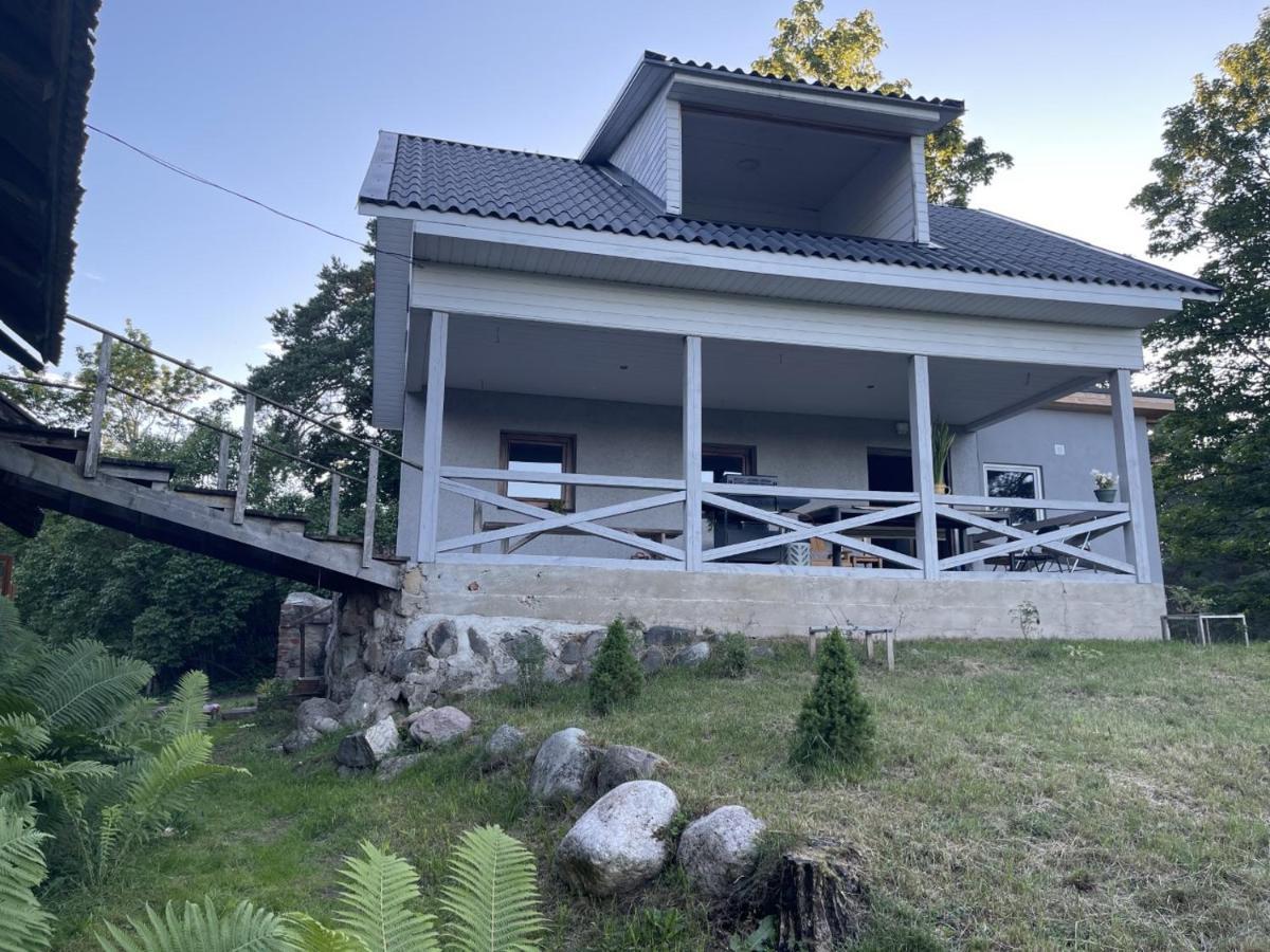 Strautmali White House In Mazirbeヴィラ エクステリア 写真